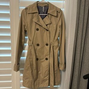 Trench coat size small